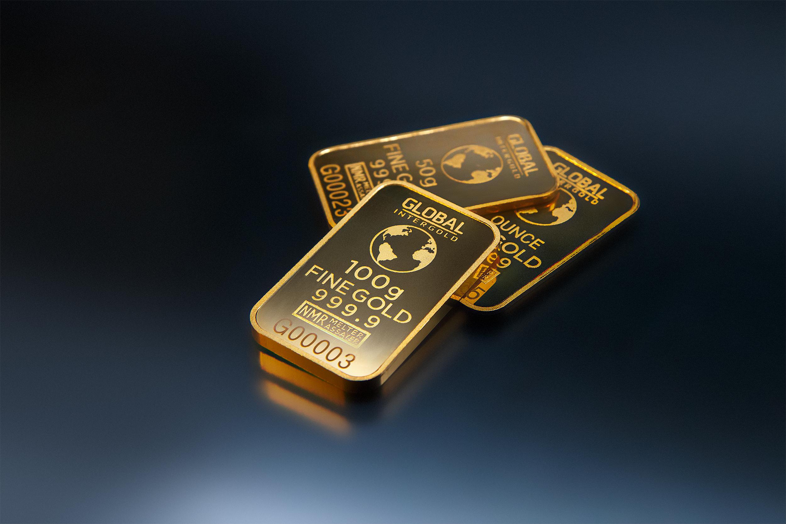 銀(シルバー)と金(ゴールド)製品の買取価格について